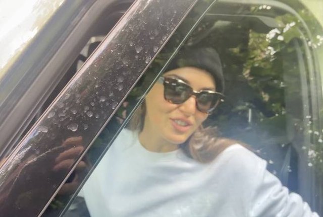 ""Hande Erçel'in Merhum Annesi Aylin Erçel'e Tatlı Övgüsü telefonda duvar kağıdı olarak resim