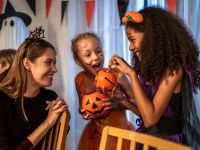 أفكار مبتكرة لحفلات الهالوين تجعل الحفلة ممتعة ولا تُنسى أفكار مبتكرة لحفلات الهالوين تجعل الحفلة ممتعة ولا تُنسى