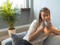 مشروبات ساخنة تجعل أيام الخريف أكثر دفئًا وبهجة مشروبات ساخنة تجعل أيام الخريف أكثر دفئًا وبهجة