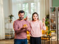 تحتفظ الأسر بثروة من الذهب تقدر بـ3.8 تريليون دولار تحتفظ الأسر بثروة من الذهب تقدر بـ3.8 تريليون دولار