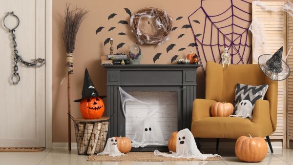 نصائح عملية لتعليق زينة الهالوين بطريقة جذابة نصائح عملية لتعليق زينة الهالوين بطريقة جذابة