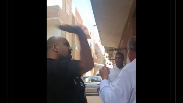 السويس: اعتداء صاحب عمارة على مستأجر مسن لإجباره على ترك الشقة السويس: اعتداء صاحب عمارة على مستأجر مسن لإجباره على ترك الشقة