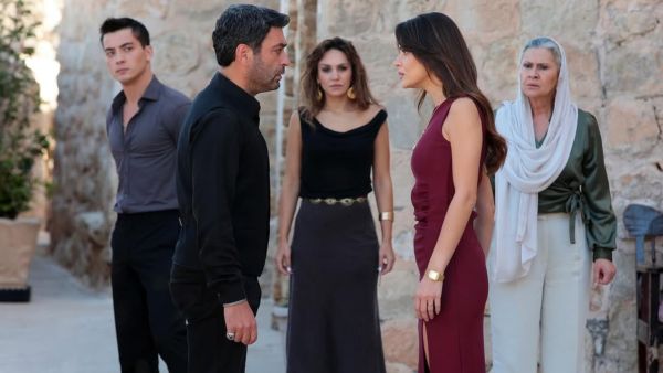 Uzak Şehir Instagram profile Uzak Şehir